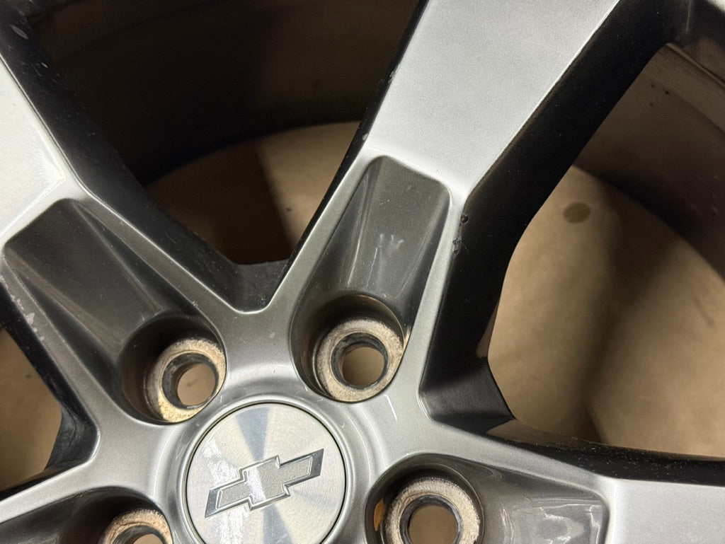2010-2013 Chevrolet Camaro SS 20x9" Silver Wheel Rim