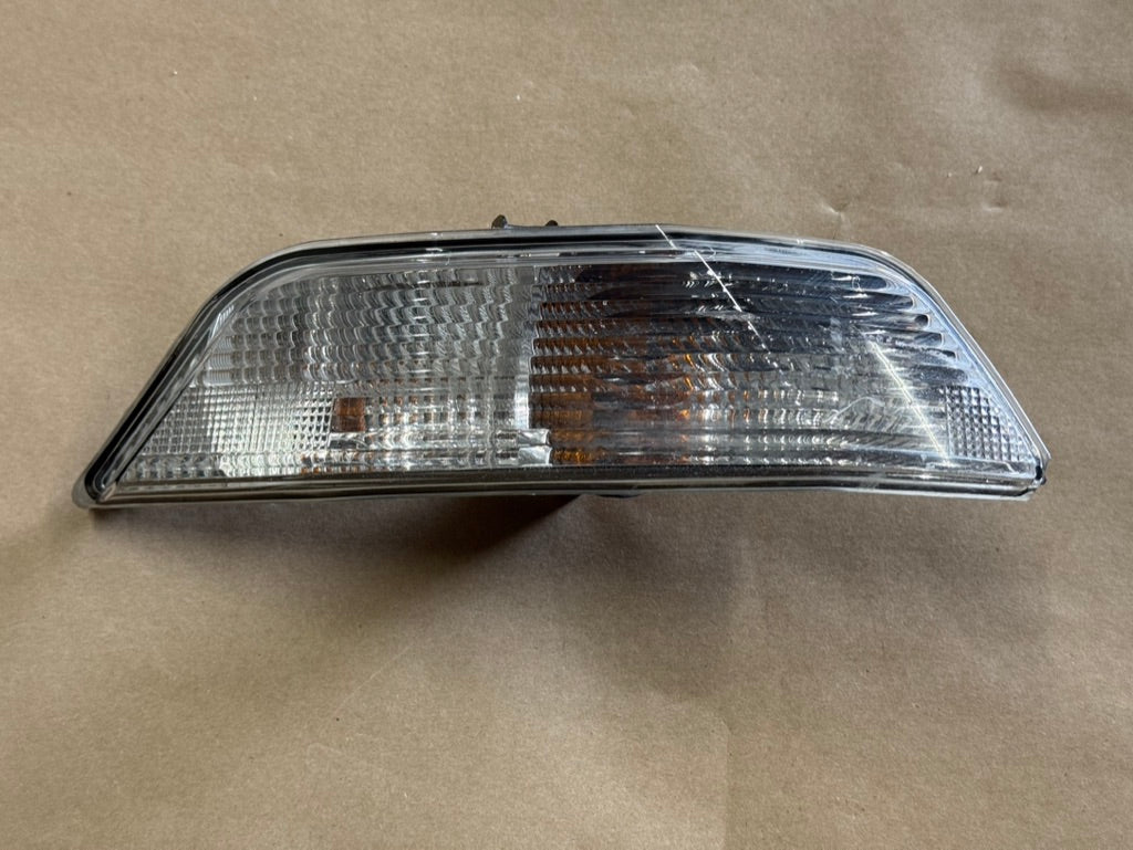 2015-2017 Ford Mustang GT RH Passenger Side Turn Signal Light
