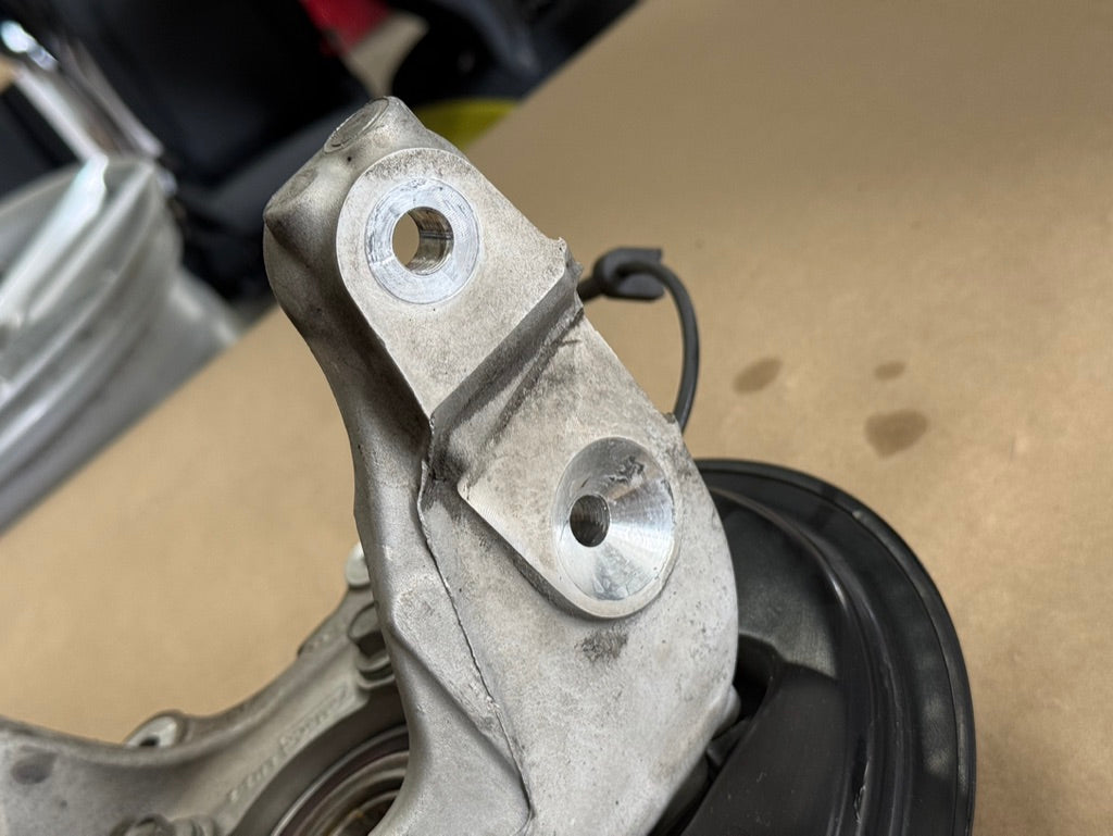 2015-2023 Ford Mustang 5.0 GT LH Driver Side Rear Spindle Knuckle Hub