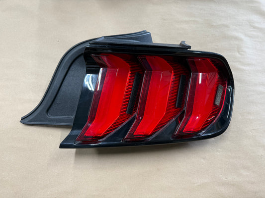 2018-2023 Ford Mustang GT V6 EcoBoost Tail Light RH Passenger Side LED