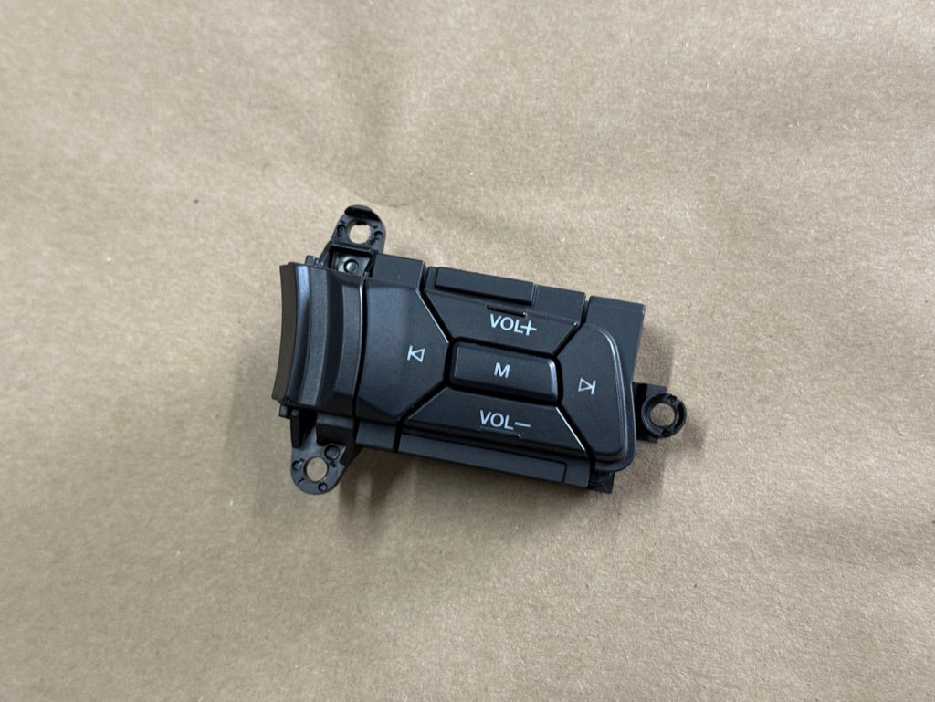 2015-2023 Ford Mustang GT RH Steering Wheel Button Volume Mute Search