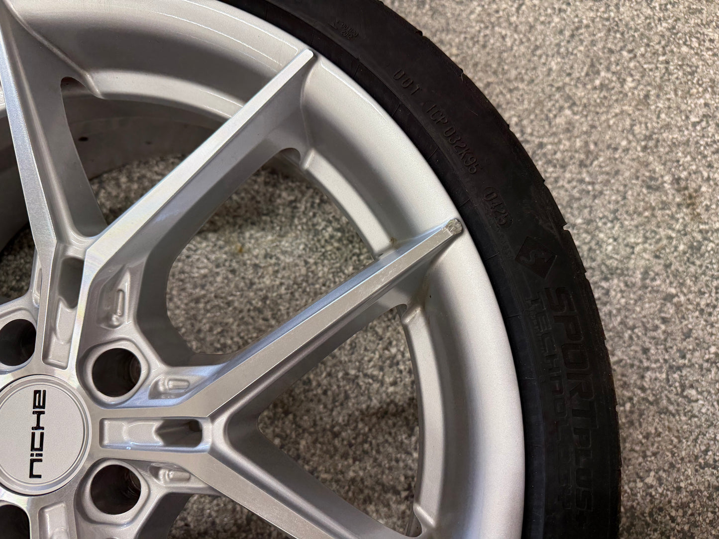 2015-2026 Mustang Niche Prodigy 5 20x9" Silver Wheel/Tire 275/30/20 Continental
