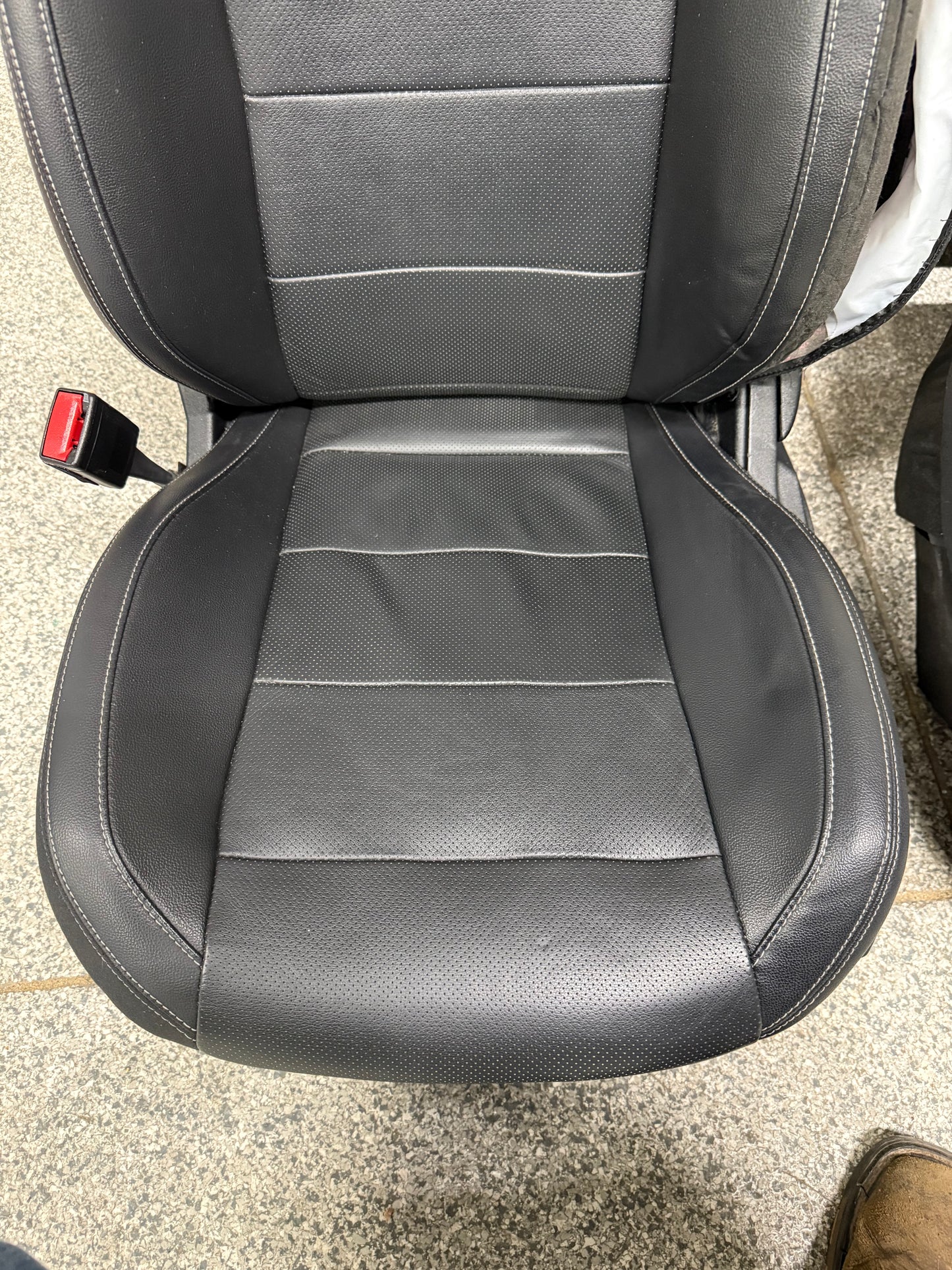 2015-2017 Ford Mustang GT Leather Front Rear Seats Black Heated/Cooled