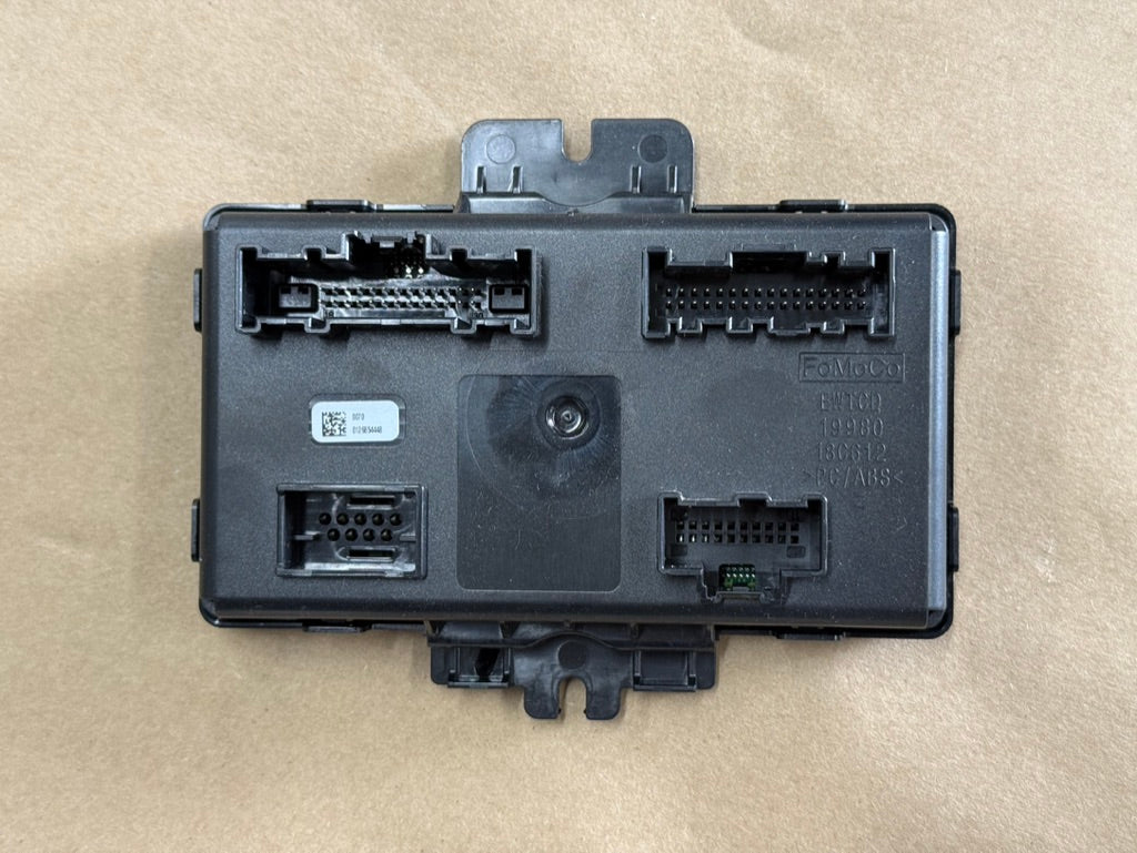 2024-2026 Mustang S650 Ford Temperature Climate Control Module "PR3T-18C612-BD"