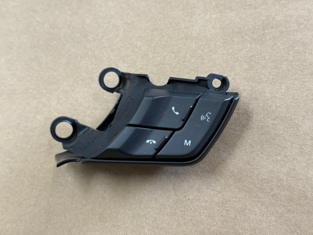 2015-2023 Ford Mustang GT RH Steering Wheel Button Sync Control