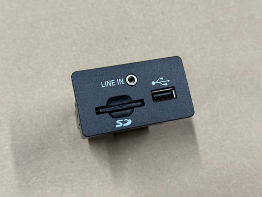 2015 Ford Mustang GT Ecoboost USB Port OEM 15-17