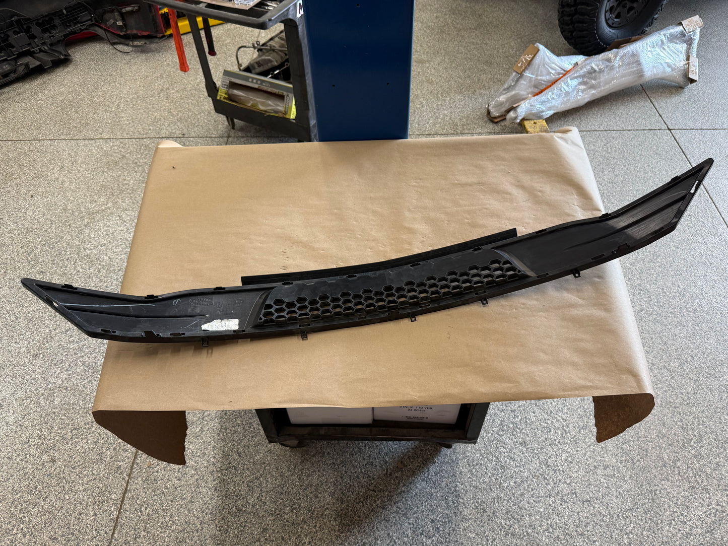 2018-2023 Ford Mustang GT Front Bumper Lower Grille
