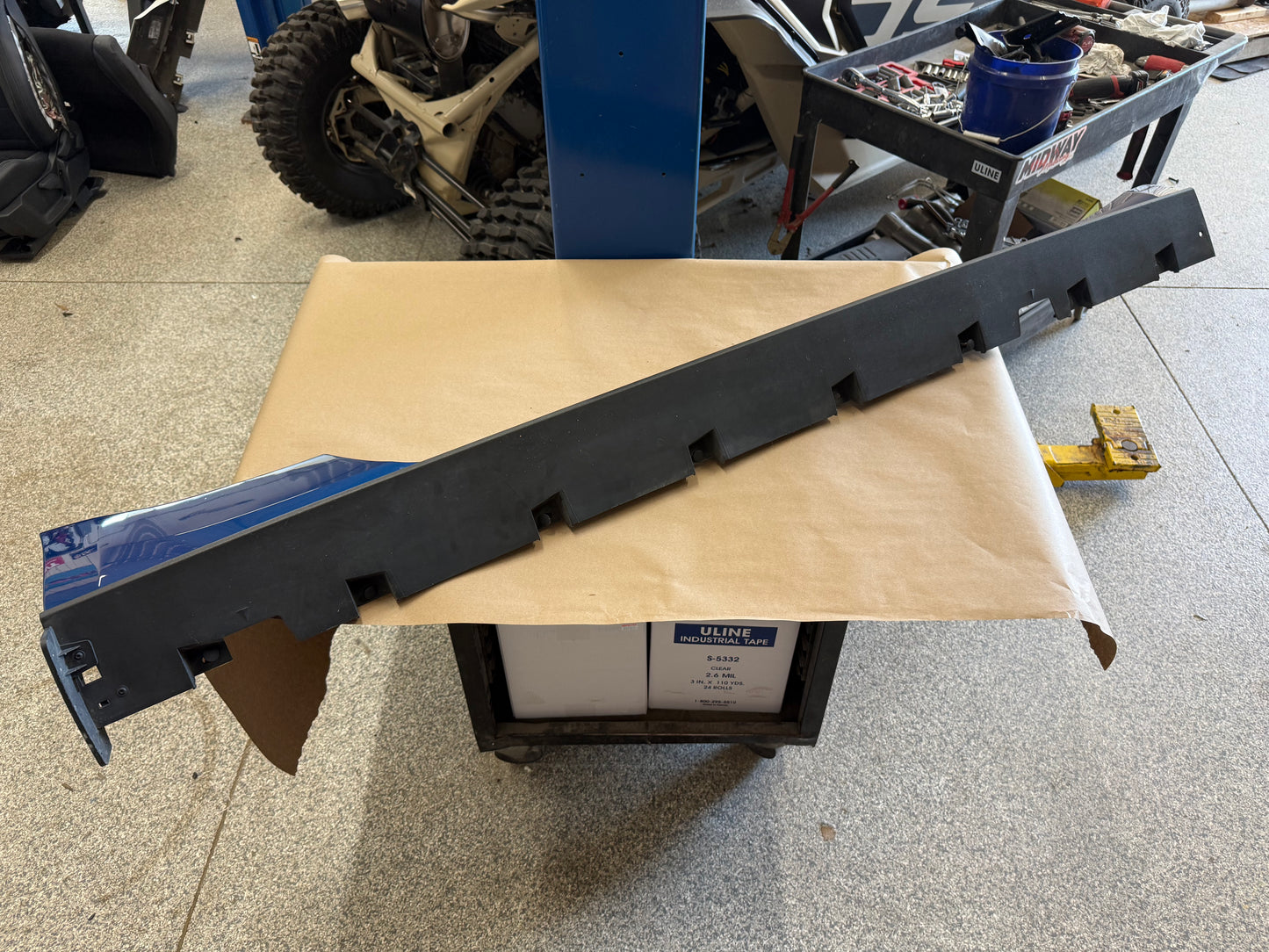 2015-2023 Ford Mustang GT V6 RH Passenger Side Skirt Molding "B3"