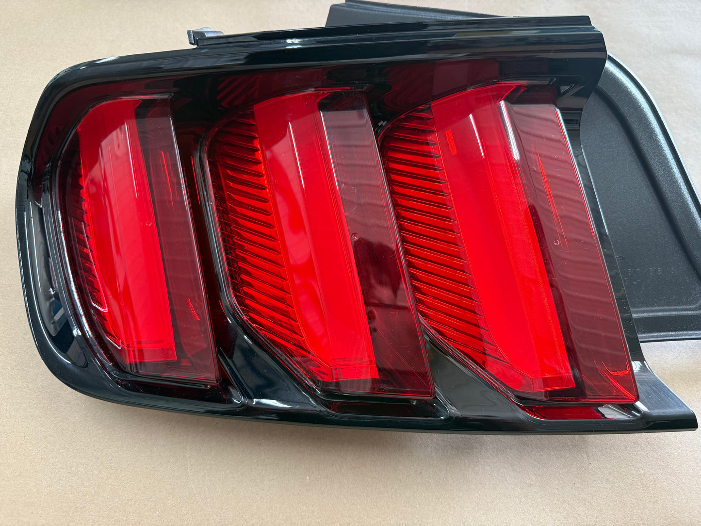 2015-2017 Ford Mustang GT350 GT V6 EcoBoost Tail Light LH Driver Side LED