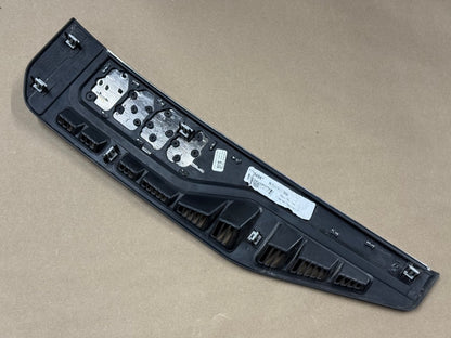 2023-2025 Ford F-250 F-350 Lariat RH Pass. Side Fender Insert Emblem Vent