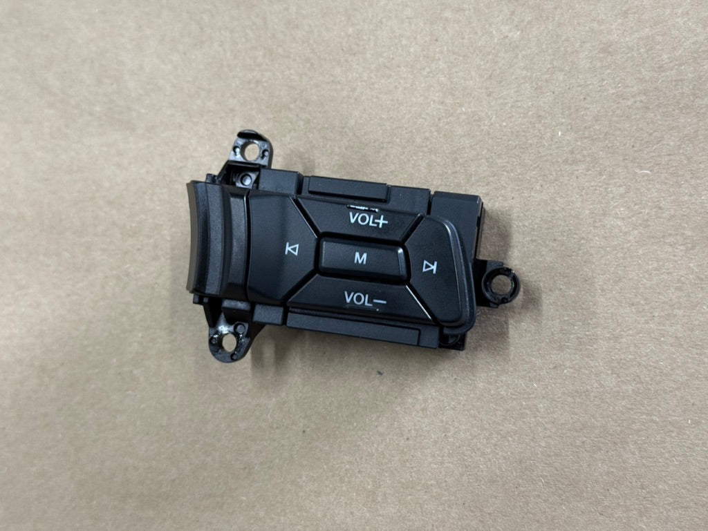 2015-2023 Ford Mustang GT RH Steering Wheel Button Volume Mute Search
