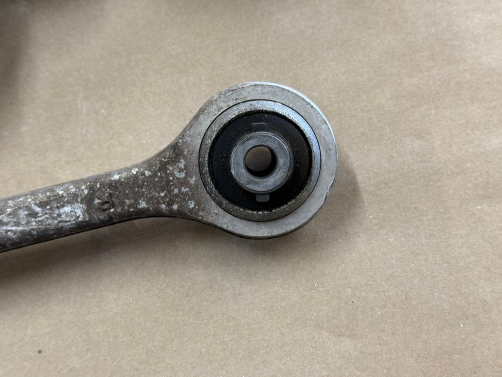 2016-2023 Chevrolet Camaro SS RH Passenger Side Front Control Arms