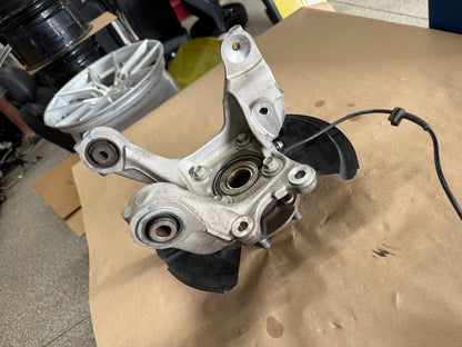 2015-2023 Ford Mustang 5.0 GT RH Passenger Side Rear Spindle Knuckle Hub