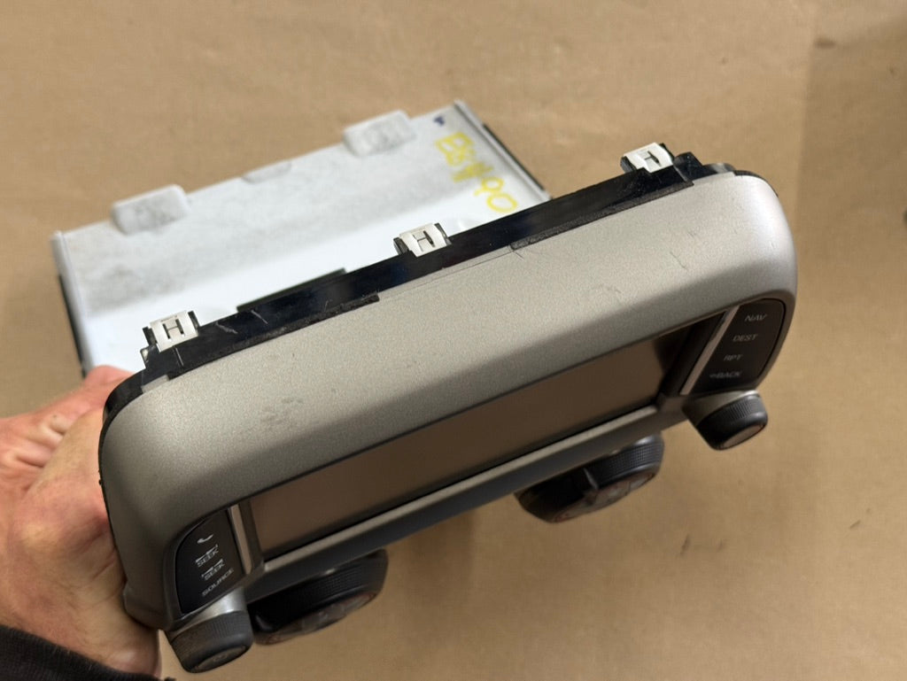 2013 Chevrolet Camaro SS MyLink Premium Radio Face Plate GM