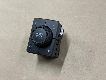 2023-2026 Ford F-250 F-350 Super Duty Transfer Case Switch Controls