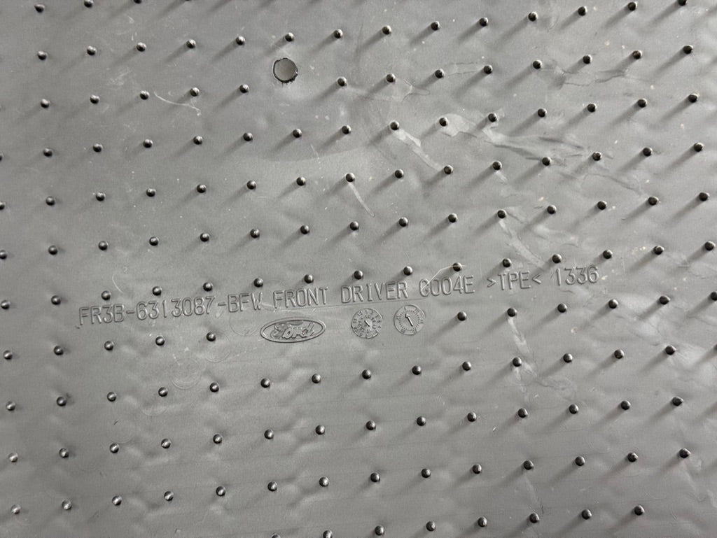 2015-2023 Ford Mustang Rubber Front & Rear Floor Mats 5k miles