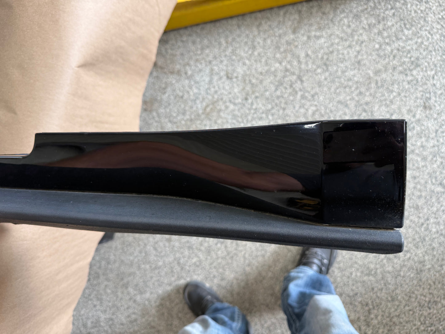 2015-2023 Ford Mustang GT V6 RH Passenger Side Skirt Molding "G1"