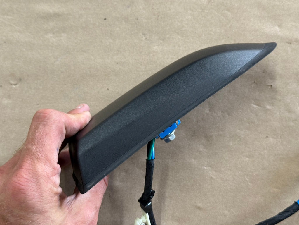 2023-2026 Ford F-250 Super Duty RH Satelite Radio Antenna Module PC3T-18D878-BG