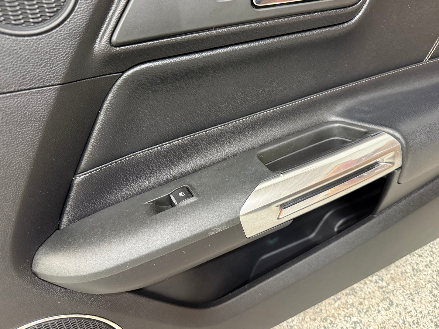 2015-2017 Ford Mustang GT V6 EcoBoost LH RH Leather Insert Door Panels Pair