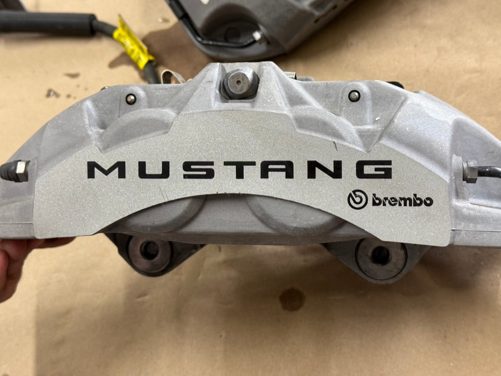 2024-2026 Ford Mustang GT Front 4 Piston BREMBO Brake Calipers Rotors 5k mi