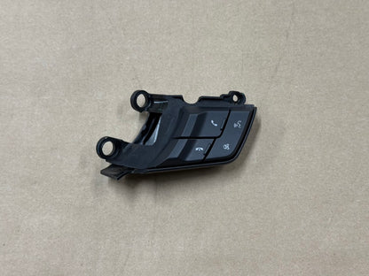 2015-2023 Ford Mustang GT RH Steering Wheel Button Sync Control