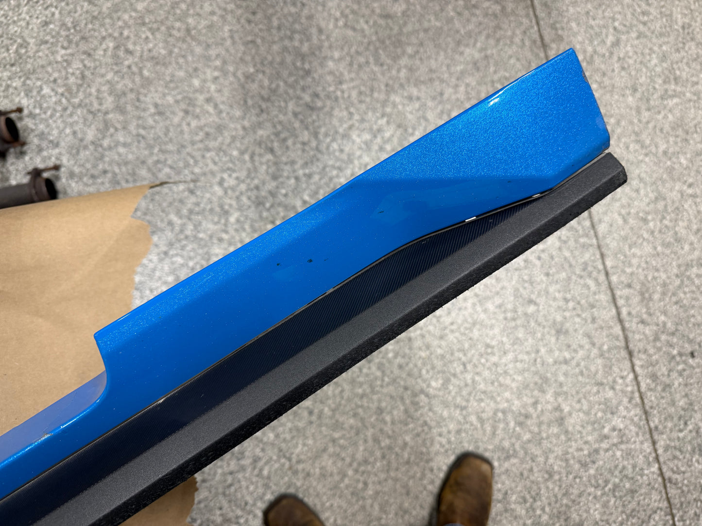 2024-2026 Ford Mustang GT RH Passenger Side Skirt Molding "AE"