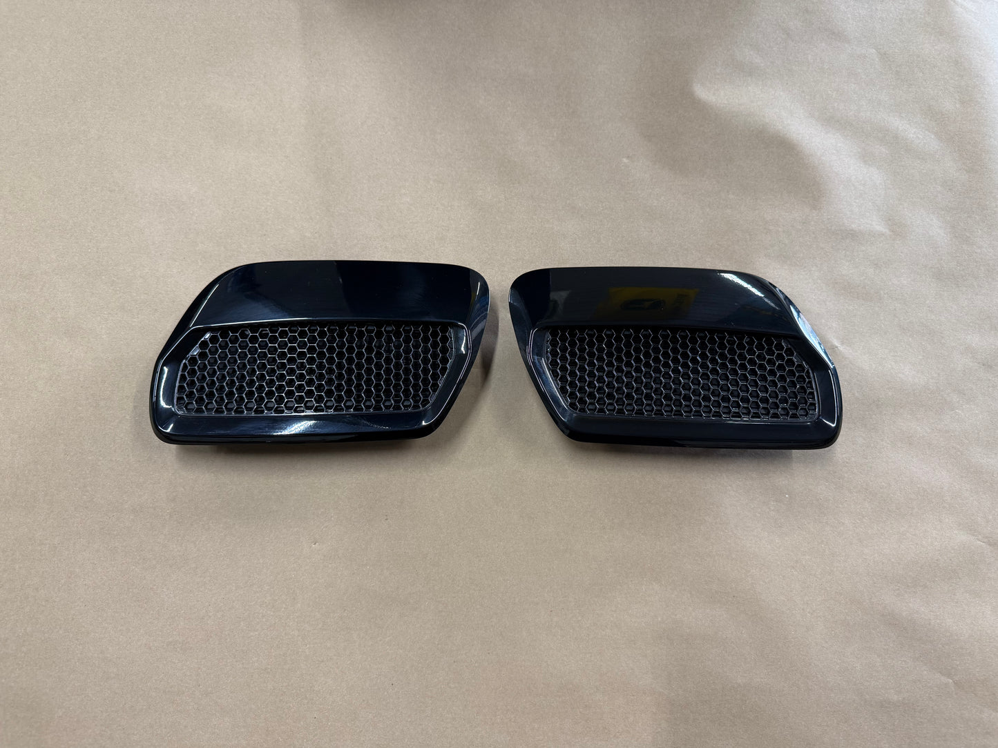 2018-2023 Ford Mustang GT 5.0 Hood Insert Vents RH LH Pair "G1"