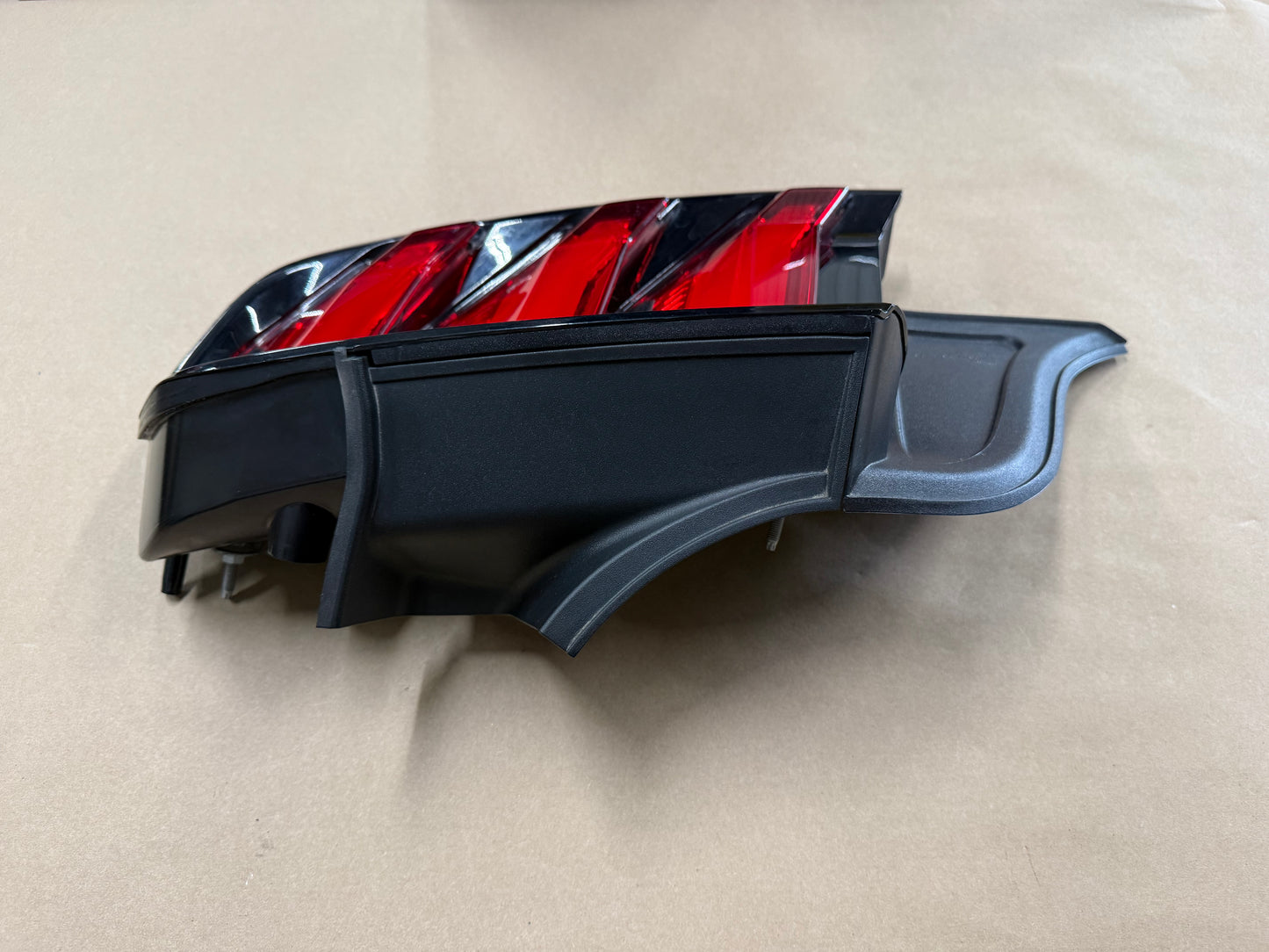 2018-2023 Ford Mustang GT V6 EcoBoost Tail Light RH Passenger Side LED