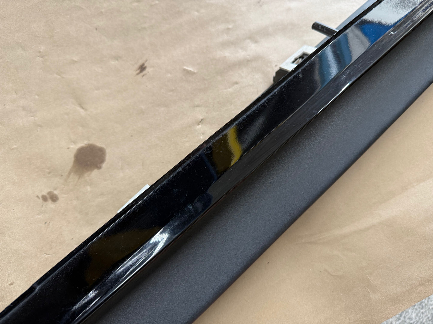 2015-2023 Ford Mustang GT V6 RH Passenger Side Skirt Molding "G1"