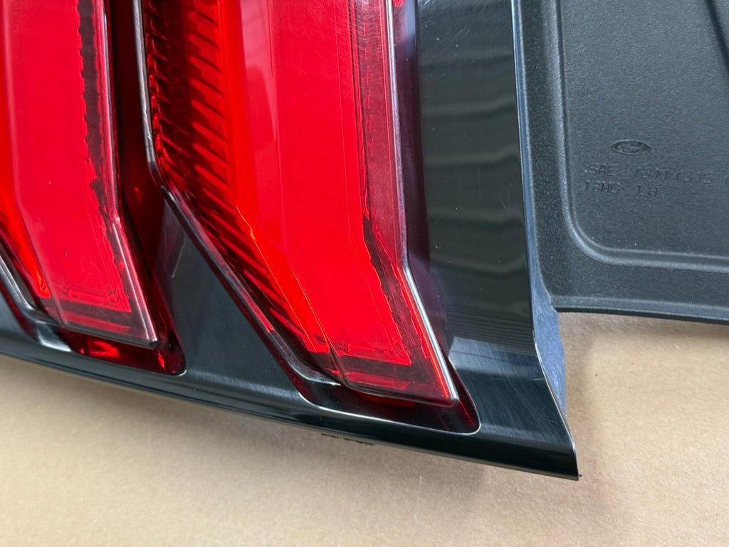 2018-2023 Ford Mustang GT350 GT V6 EcoBoost Tail Light LH Driver Side LED