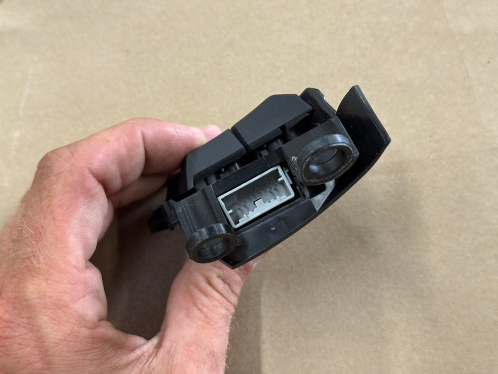 2015-2023 Ford Mustang GT RH Steering Wheel Button Sync Control