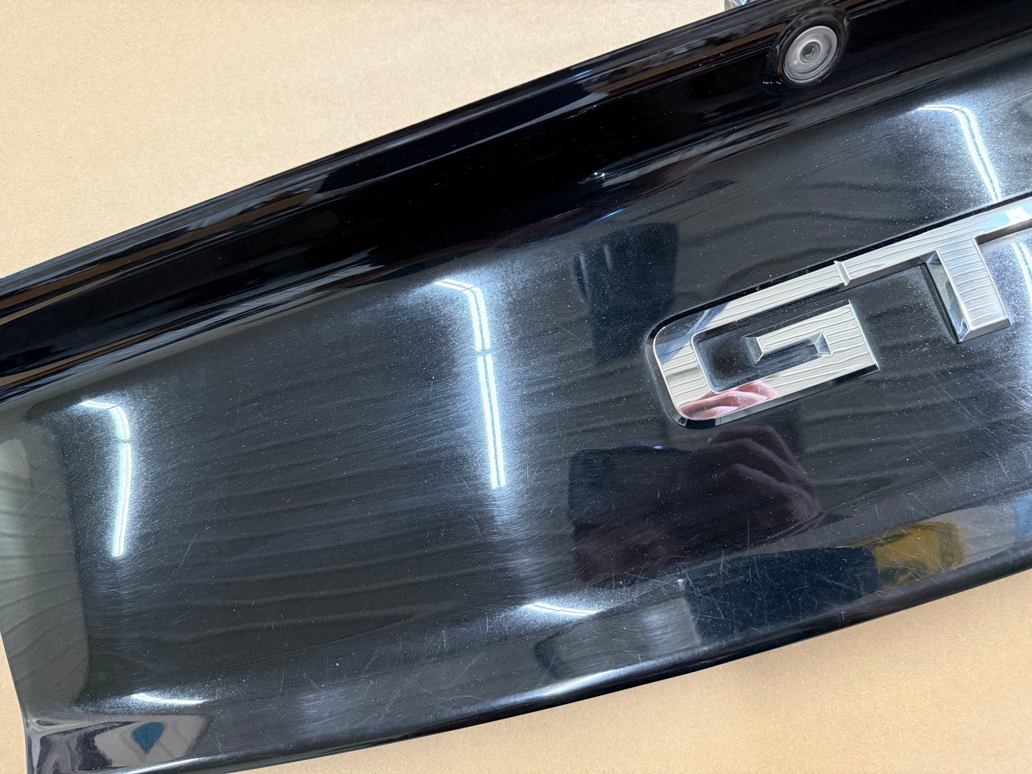2015-2017 Ford Mustang GT 5.0 Trunk lid Panel Rear Decklid Back-Up Camera