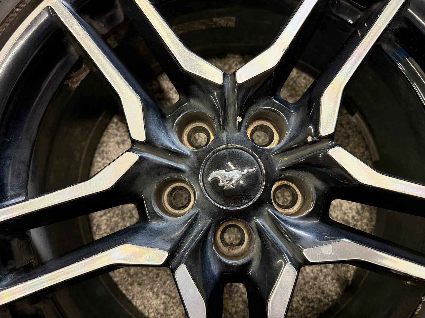 2018-2023 Ford Mustang GT 5.0 18x8" Wheel Rim Kumho Majesty 235/50/18