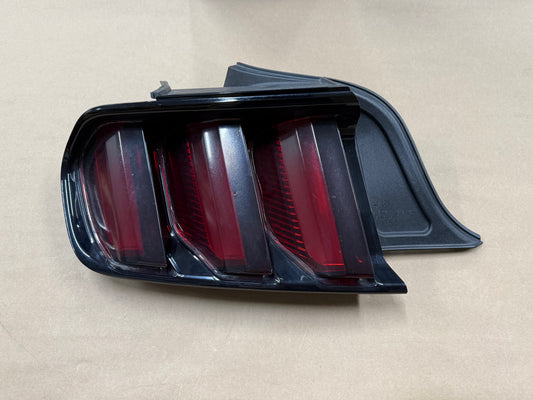 2015-2017 Ford Mustang GT350 GT V6 EcoBoost Tail Light LH Driver Side LED
