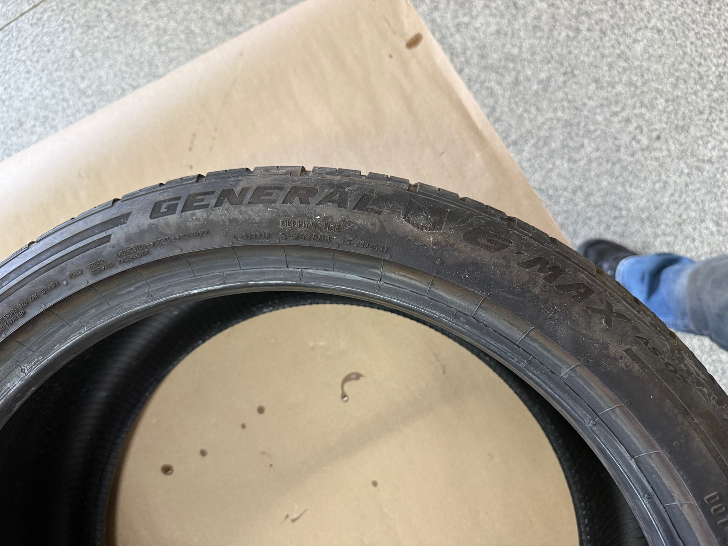 General G Max AS-07 275/35 ZR20 Tire