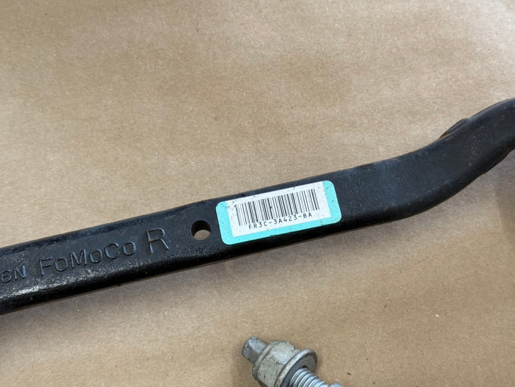 2015-2023 Ford Mustang GT RH LH Side Front Control Arms Frontward Rearward PP1 - OEM