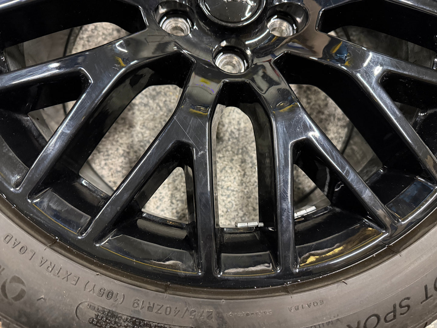 2015-2023 Mustang GT 5.0 19x9.5" Wheel Rim PP1 Rear 275/40/19 Michelin