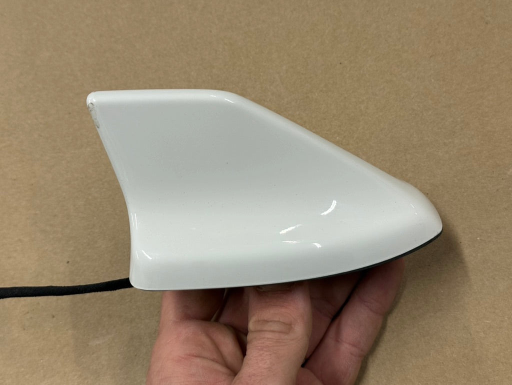 2024-2026 Mustang GT Radio Antenna Shark Phin Style JD9T-19K351-AA "White"