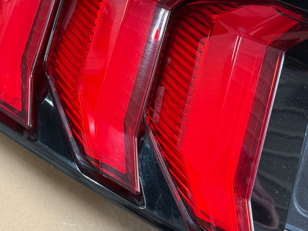 2018-2023 Ford Mustang GT350 GT V6 EcoBoost Tail Light LH Driver Side LED