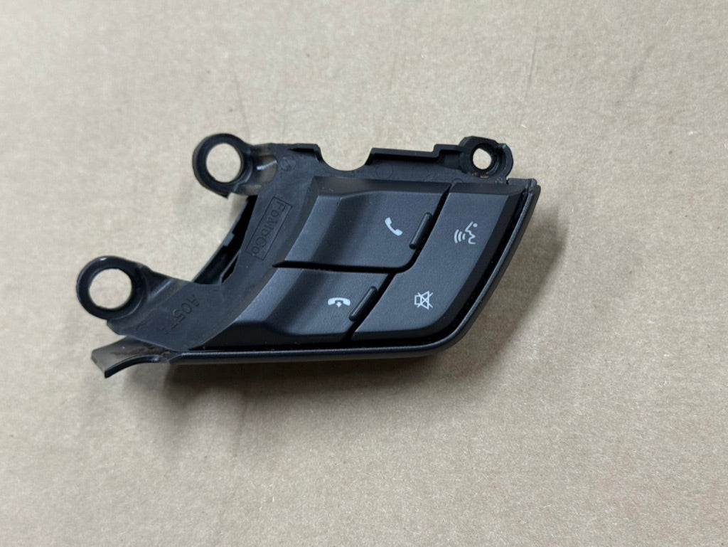 2015-2023 Ford Mustang GT RH Steering Wheel Button Sync Control