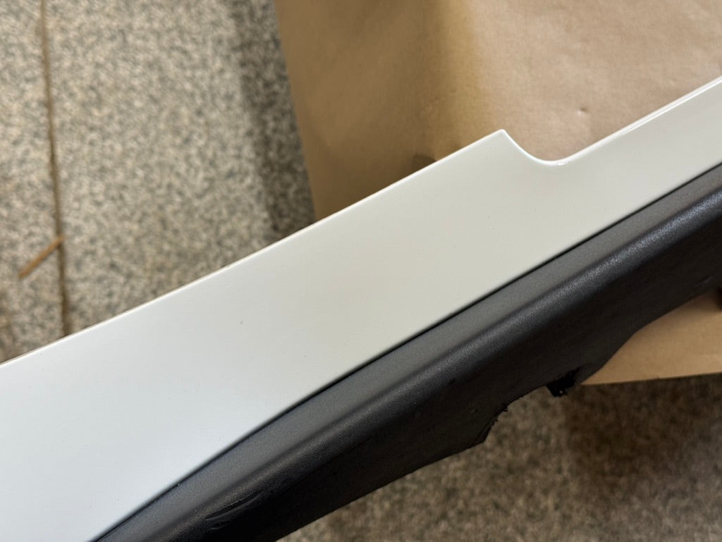 2015-2023 Ford Mustang GT V6 LH Side Skirt Molding Driver Side "YZ"