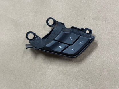 2015-2023 Ford Mustang GT RH Steering Wheel Button Sync Control