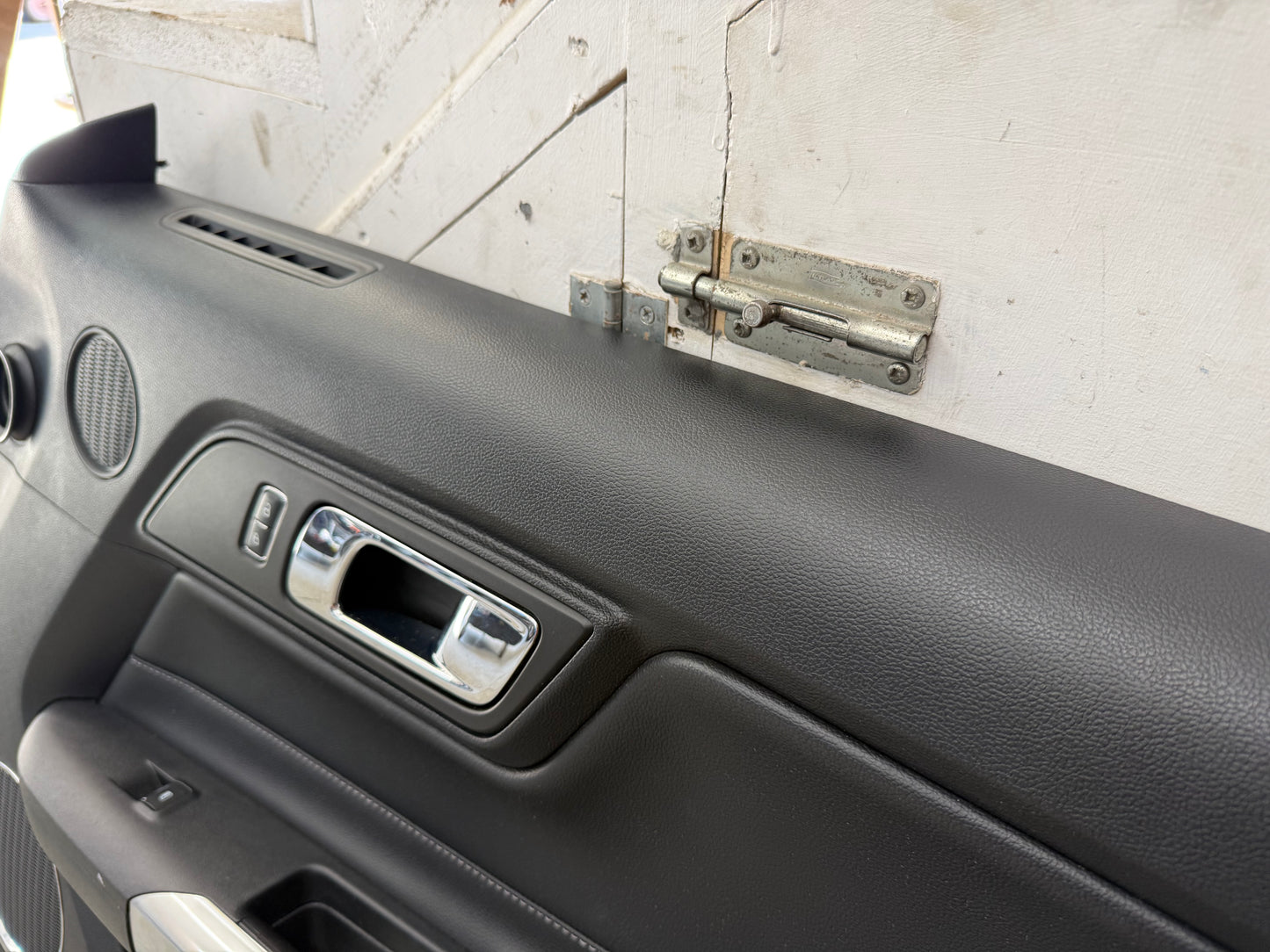 2015-2017 Ford Mustang GT V6 EcoBoost LH RH Leather Insert Door Panels Pair