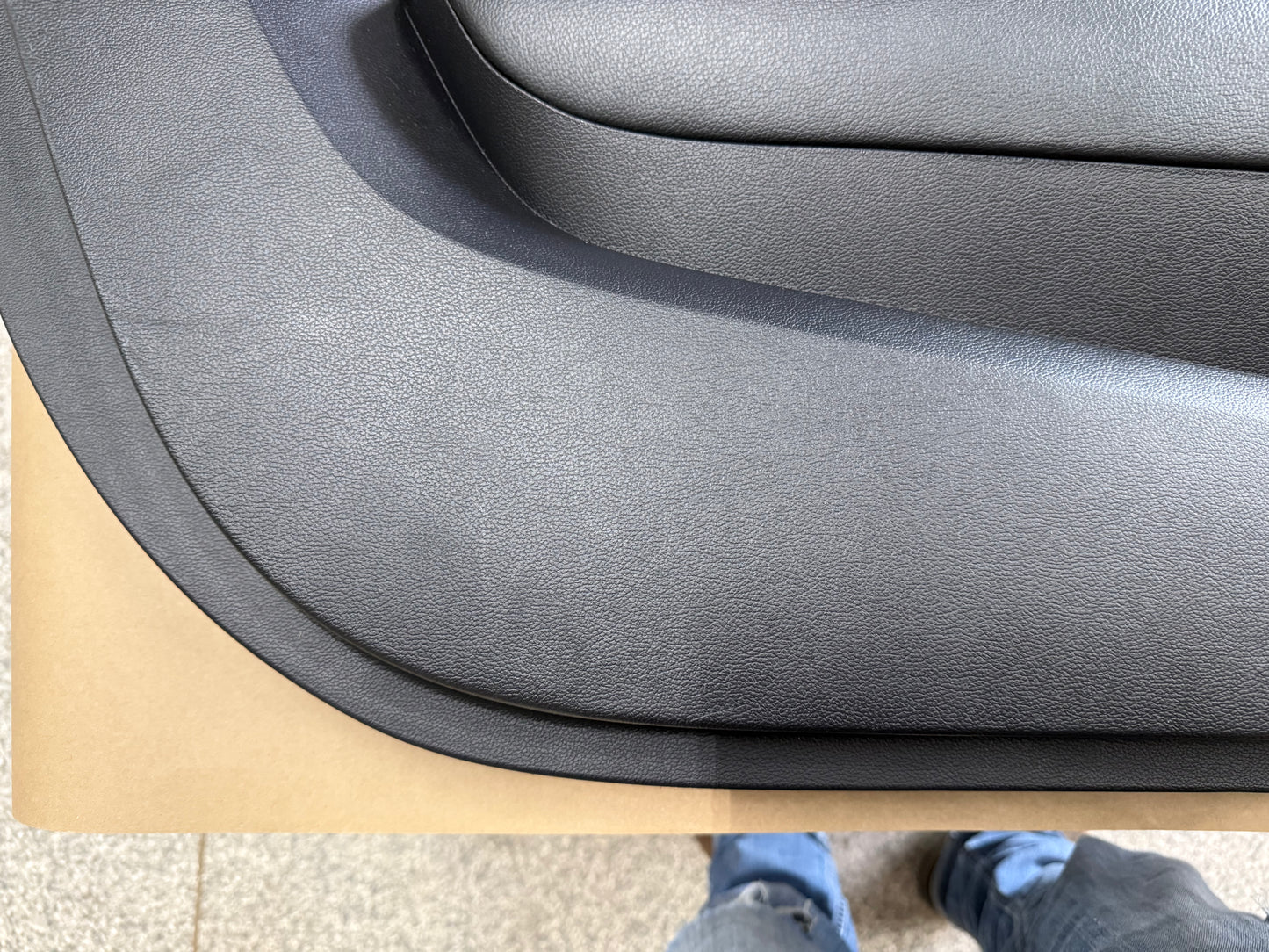 2015-2017 Ford Mustang GT LH Driver Leather Insert Door Panel Grey Stitching