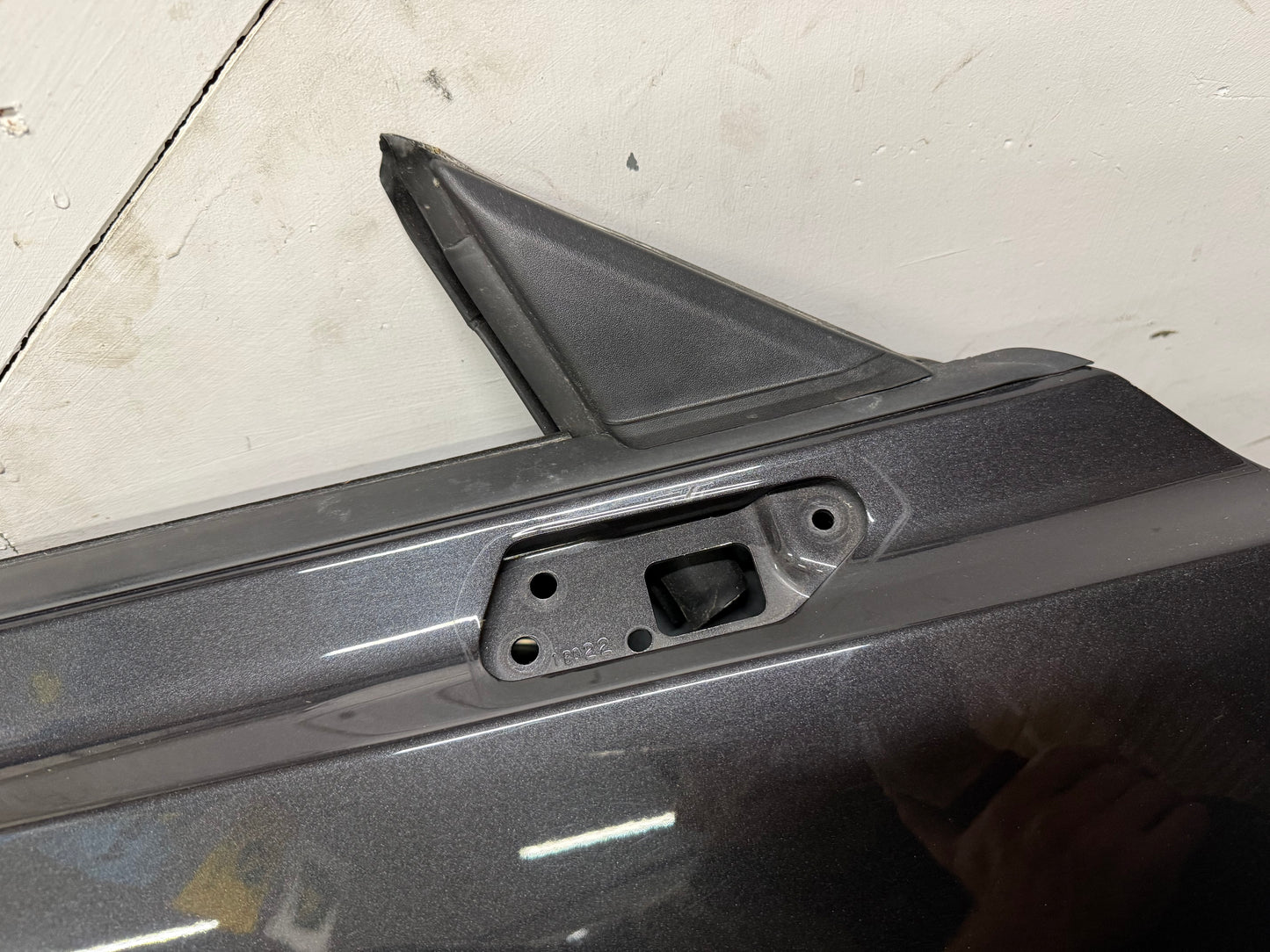 2015-2023 Ford Mustang GT EcoBoost RH Passenger Side Door Complete w/Glass "HY"