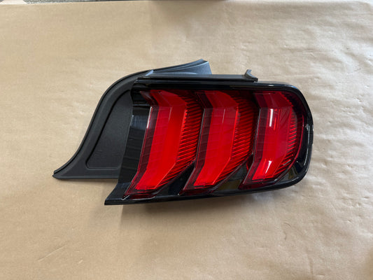 2018-2023 Ford Mustang GT V6 EcoBoost Tail Light RH Passenger Side LED