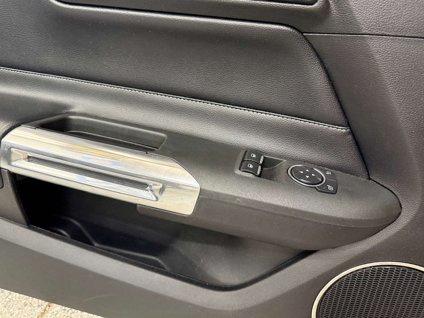 2015-2017 Ford Mustang GT V6 EcoBoost LH RH Leather Insert Door Panels Pair