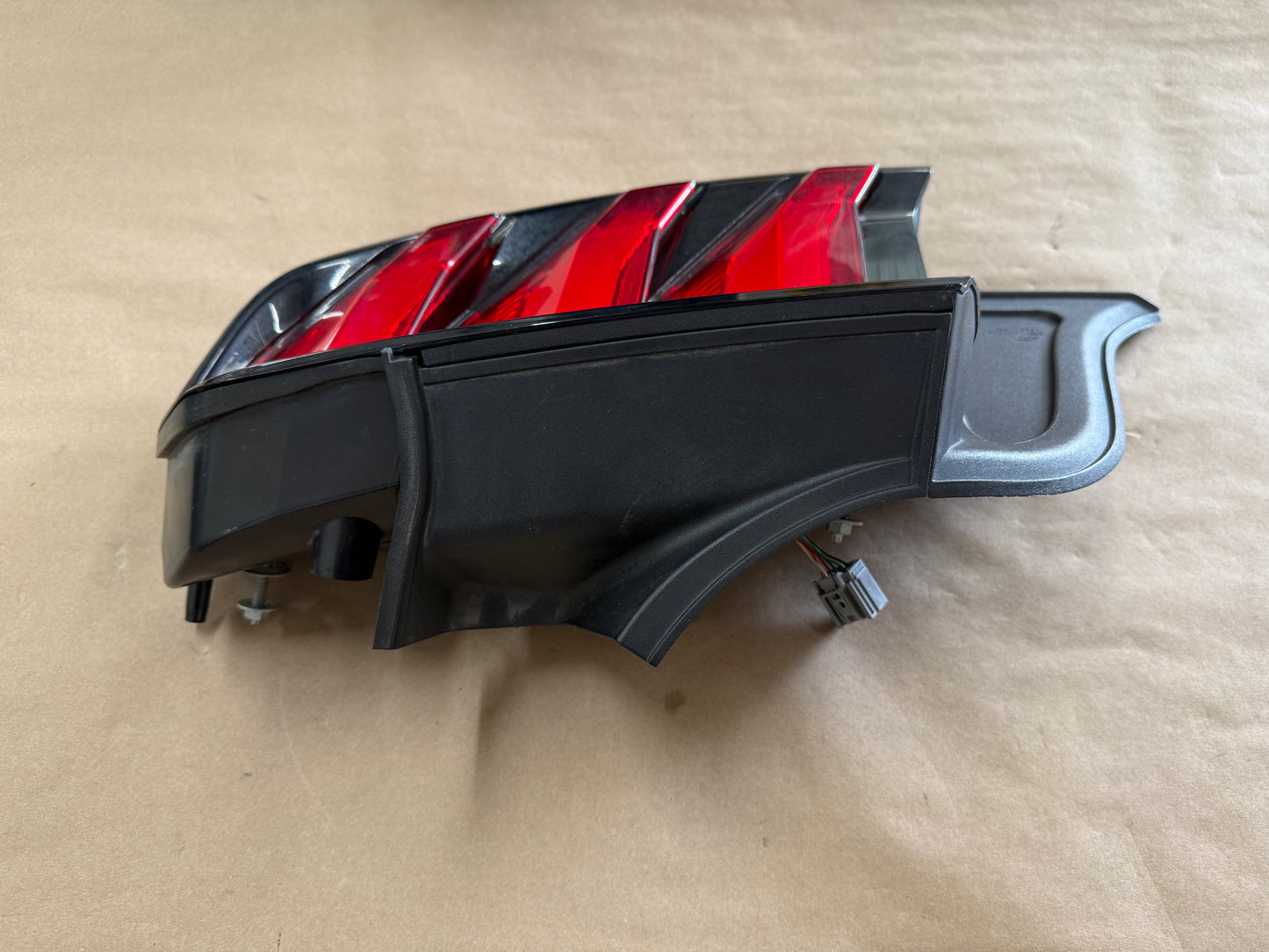 2018-2023 Ford Mustang GT V6 EcoBoost Tail Light RH Passenger Side LED