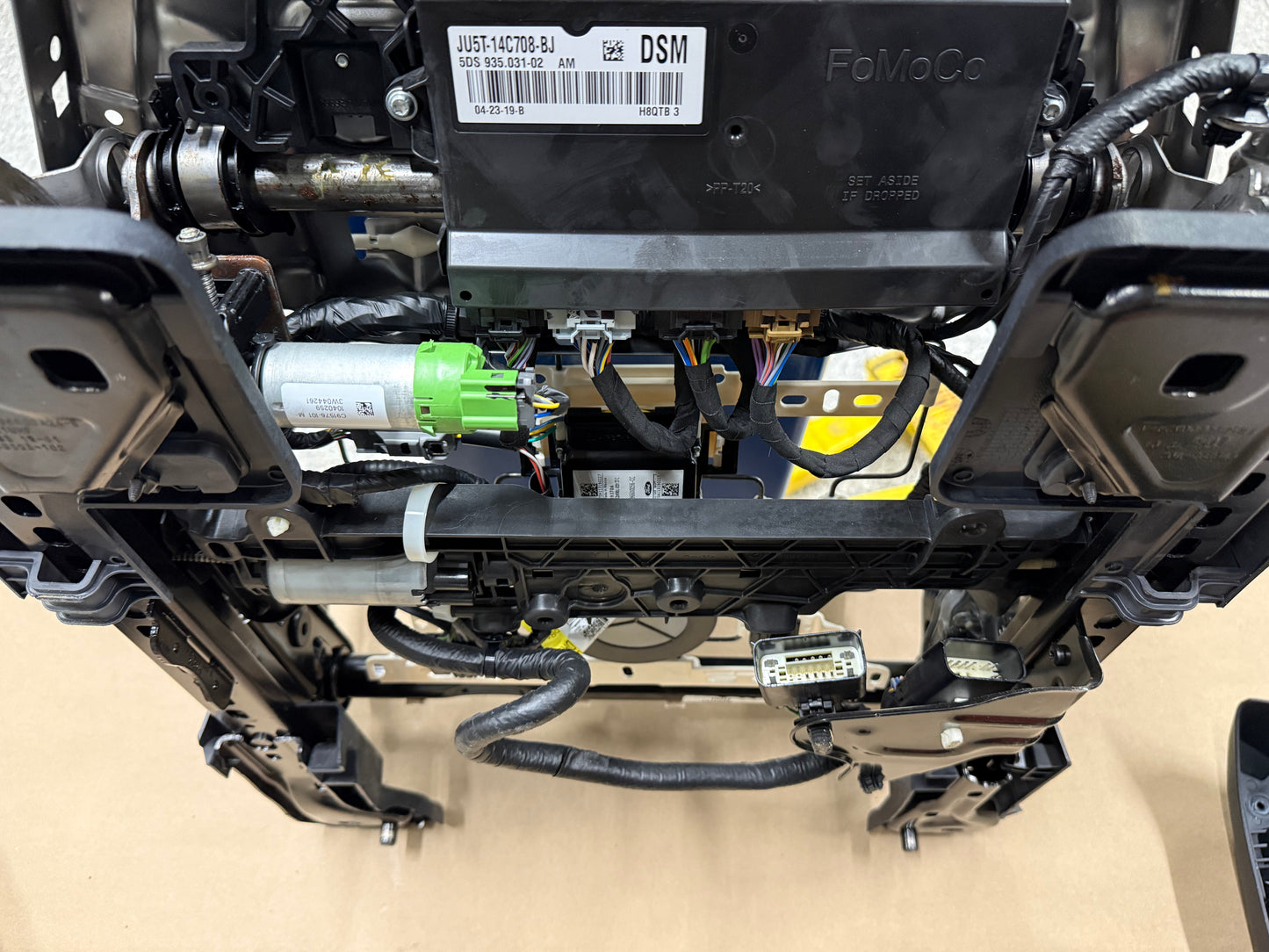 2018-2023 Ford Mustang LH Driver Side Electric Power Seat Track Heat/Cool