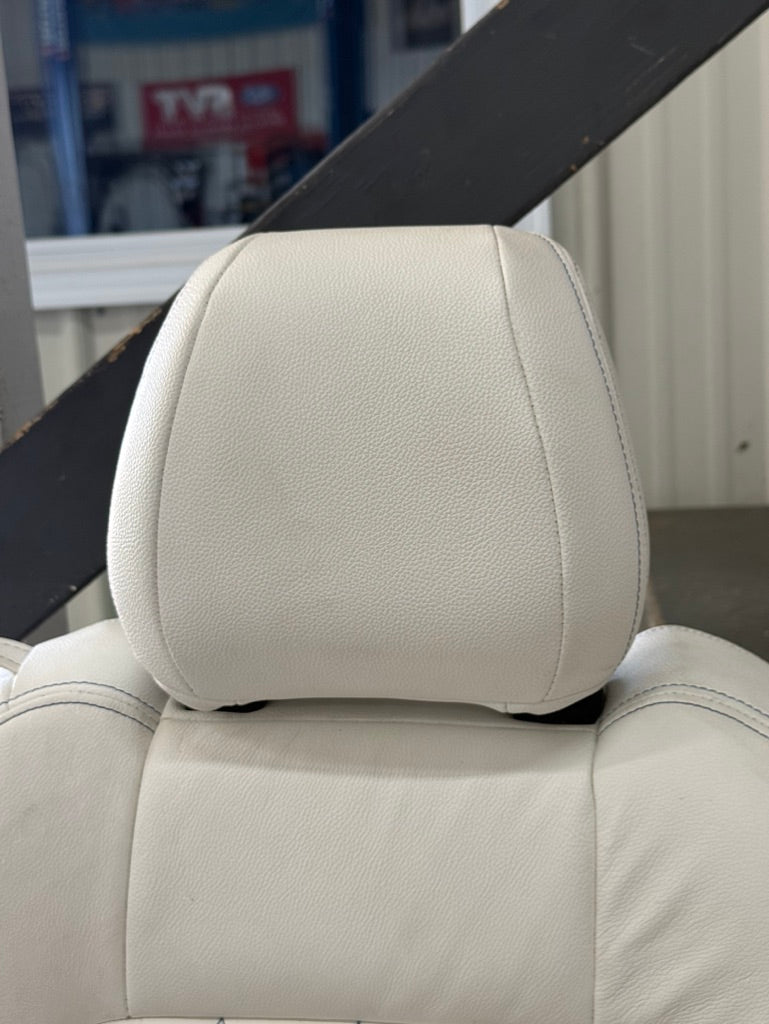 2018-2023 Ford Mustang GT White Aftermarket Leather Coupe Front Rear Power Seats